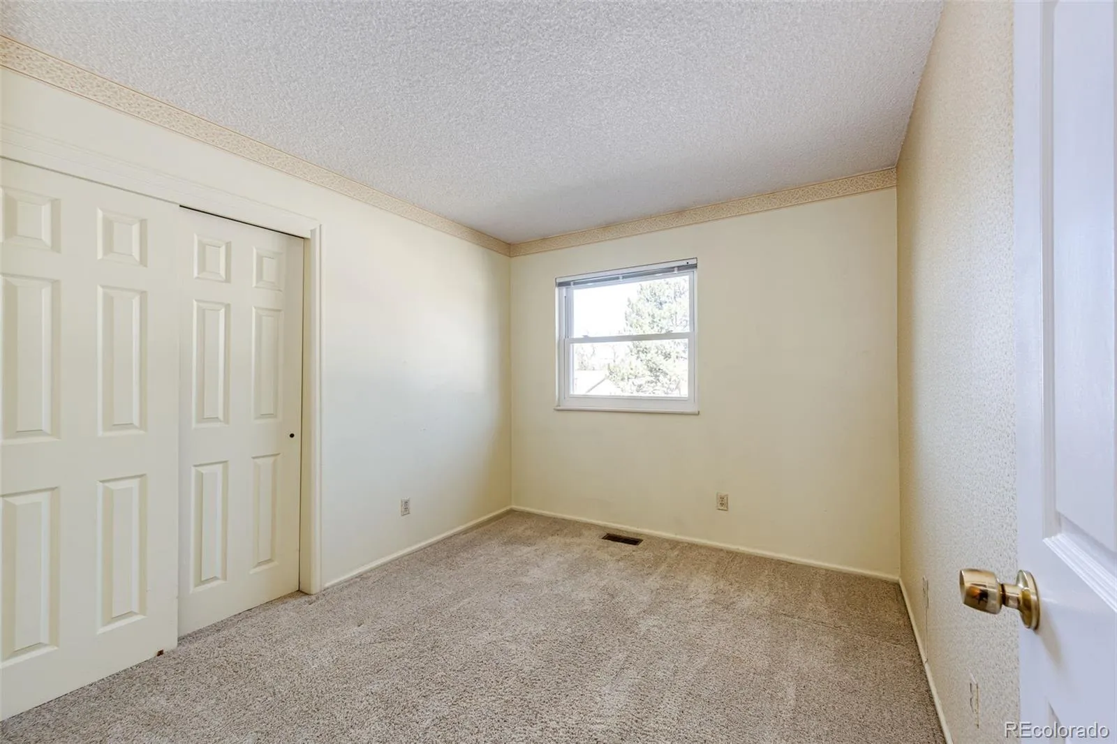 6360 S Jasmine Way Centennial CO 80111 MLS #REC1842153 05152026055320 1600 28