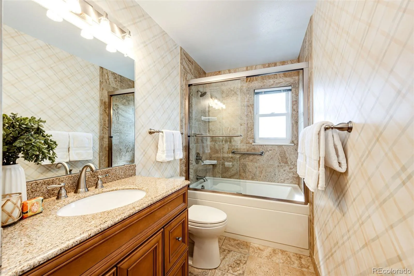 6360 S Jasmine Way Centennial CO 80111 MLS #REC1842153 07072026194204 1600 30