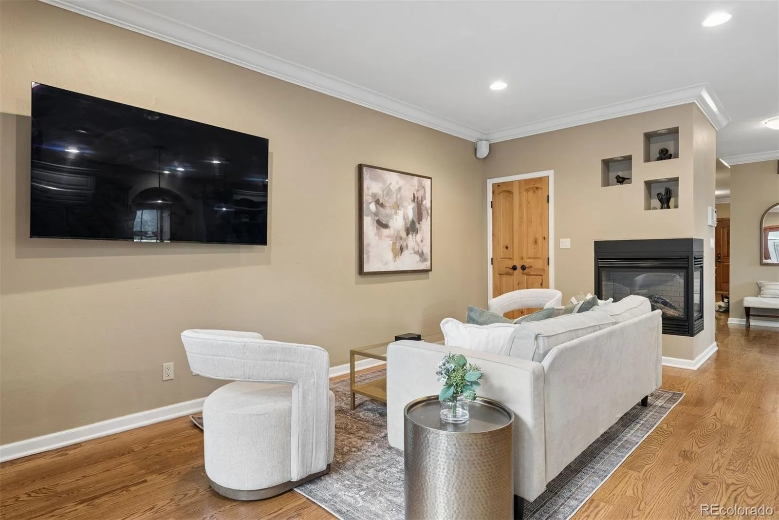 498 Columbine Street #9 Denver CO 80206 MLS #REC1842170 06092026073426 1600 17