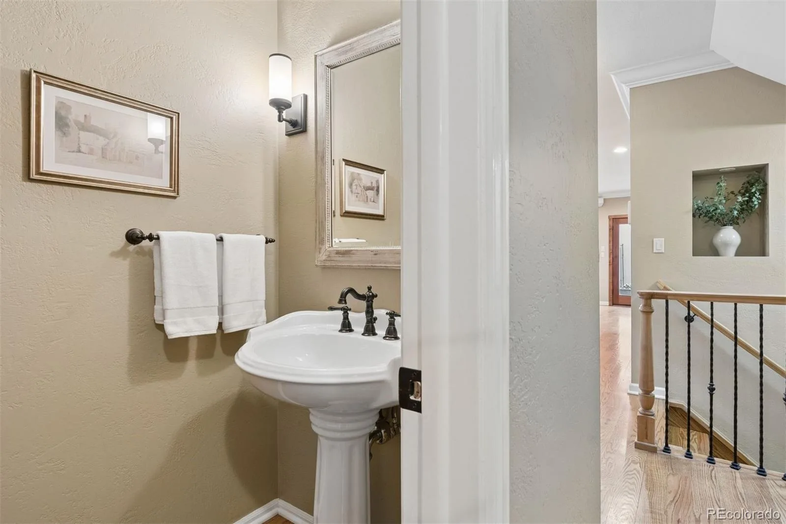 498 Columbine Street #9 Denver CO 80206 MLS #REC1842170 06092026073426 1600 19