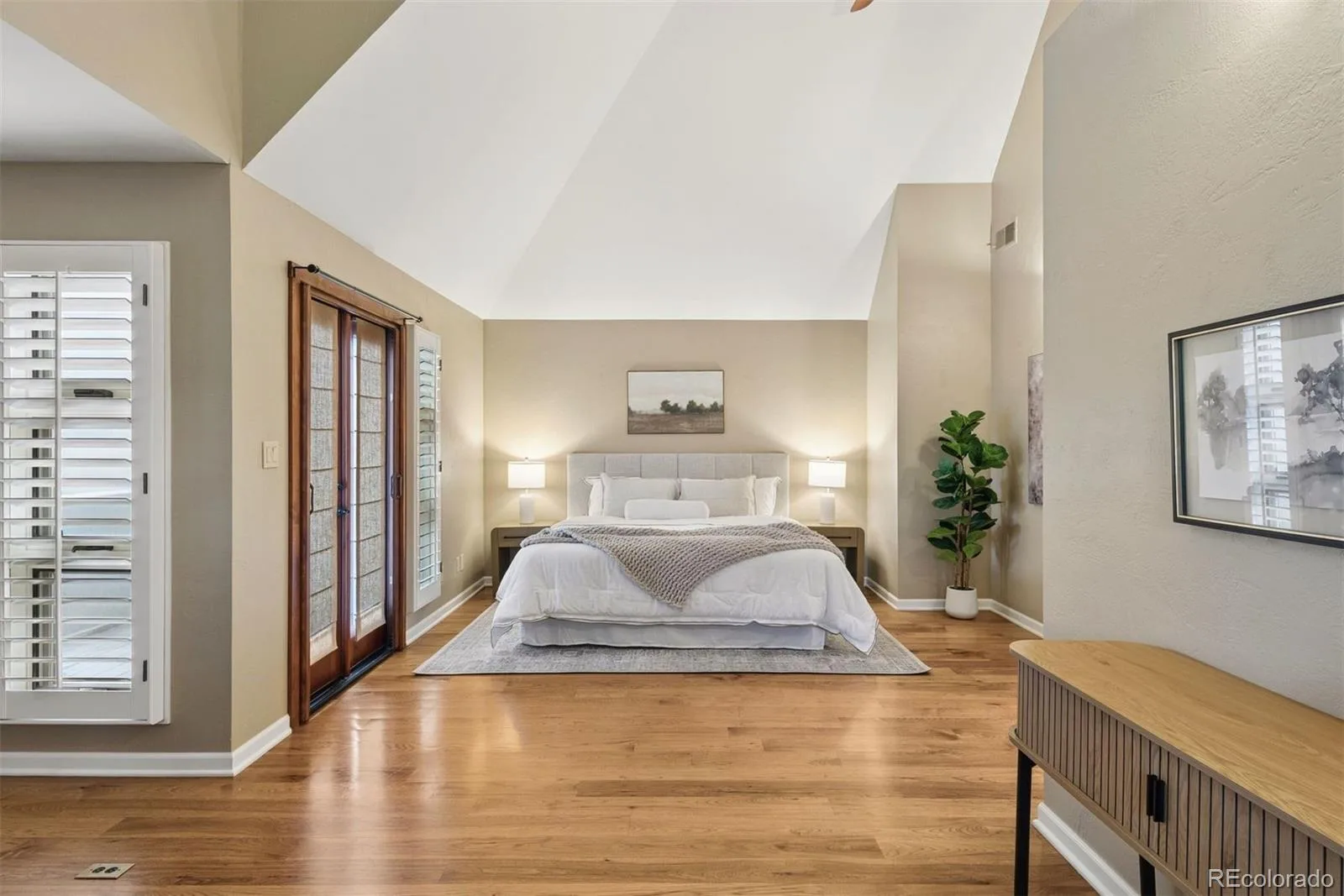498 Columbine Street #9 Denver CO 80206 MLS #REC1842170 06092026073426 1600 20