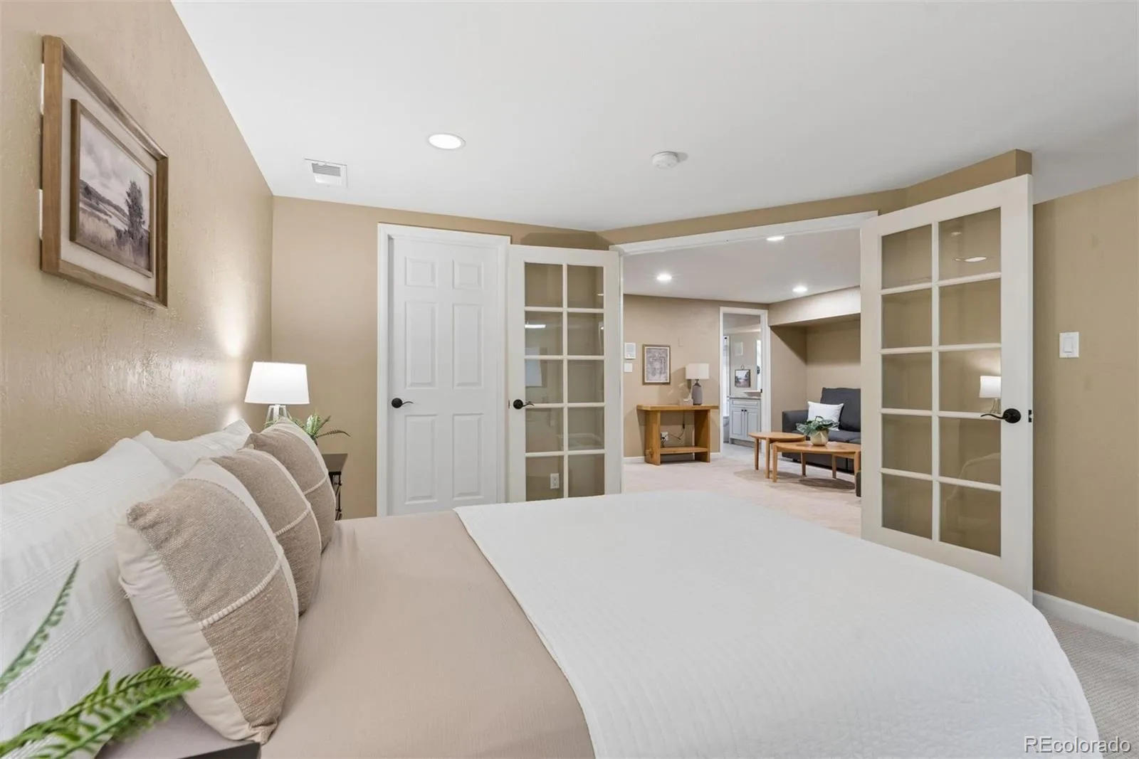 498 Columbine Street #9 Denver CO 80206 MLS #REC1842170 06092026073426 1600 31