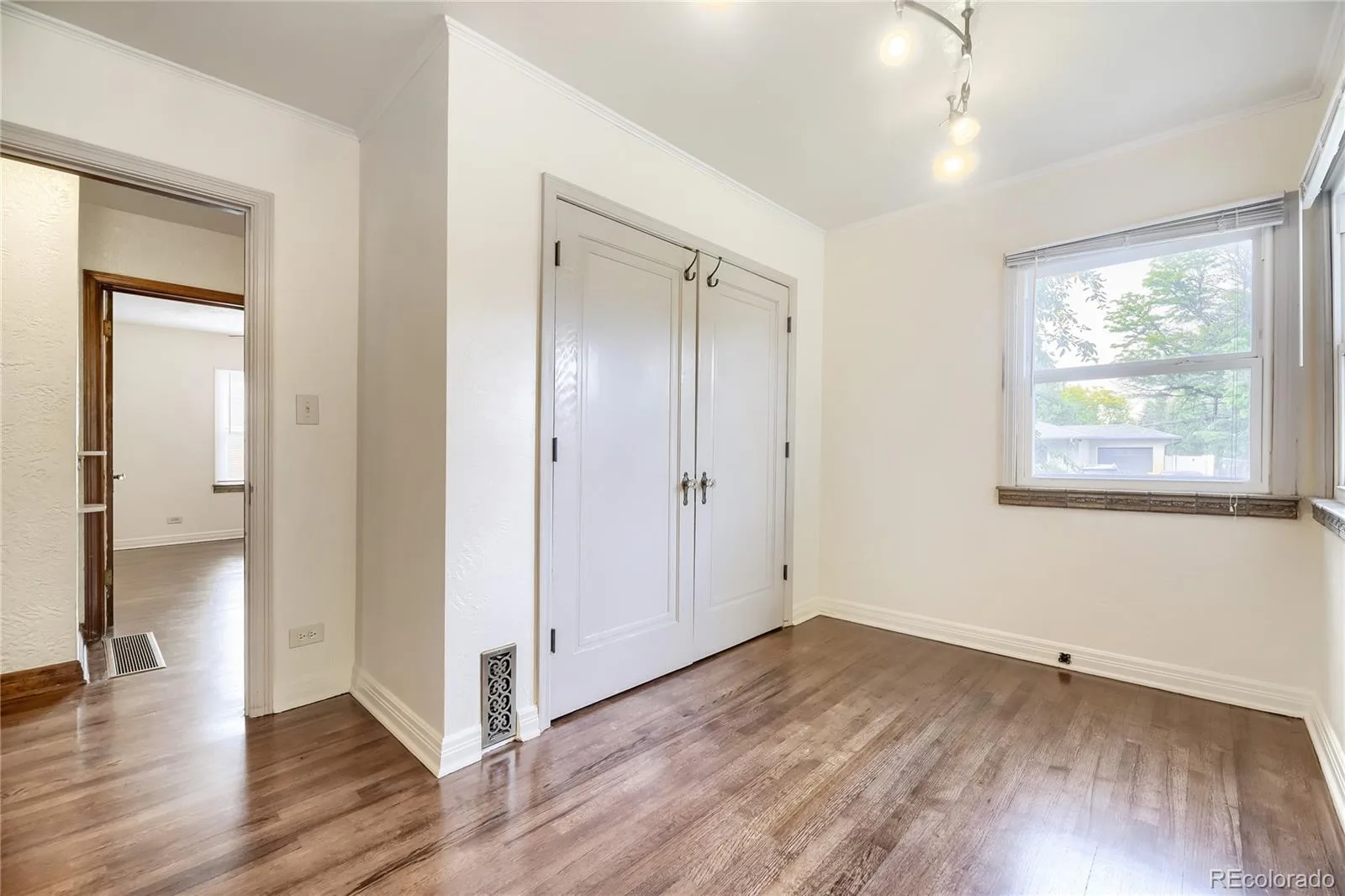 7050 W 5th Avenue Lakewood CO 80226 MLS #REC1842258 06092026160757 1600 11