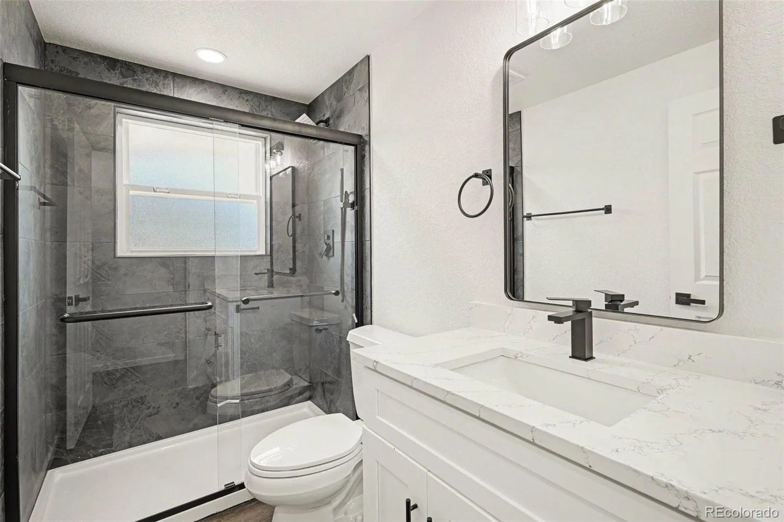 11915 E Arizona Drive Aurora CO 80012 | MLS #REC1842443 08202026000612 1600 12