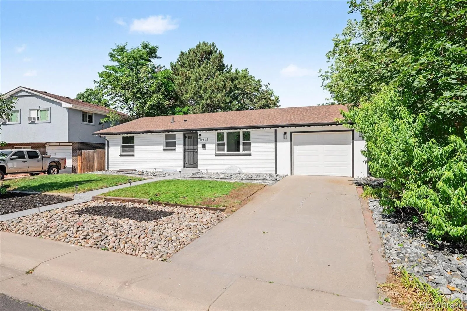 11915 E Arizona Drive Aurora CO 80012 | MLS #REC1842443 08202026000612 1600 27