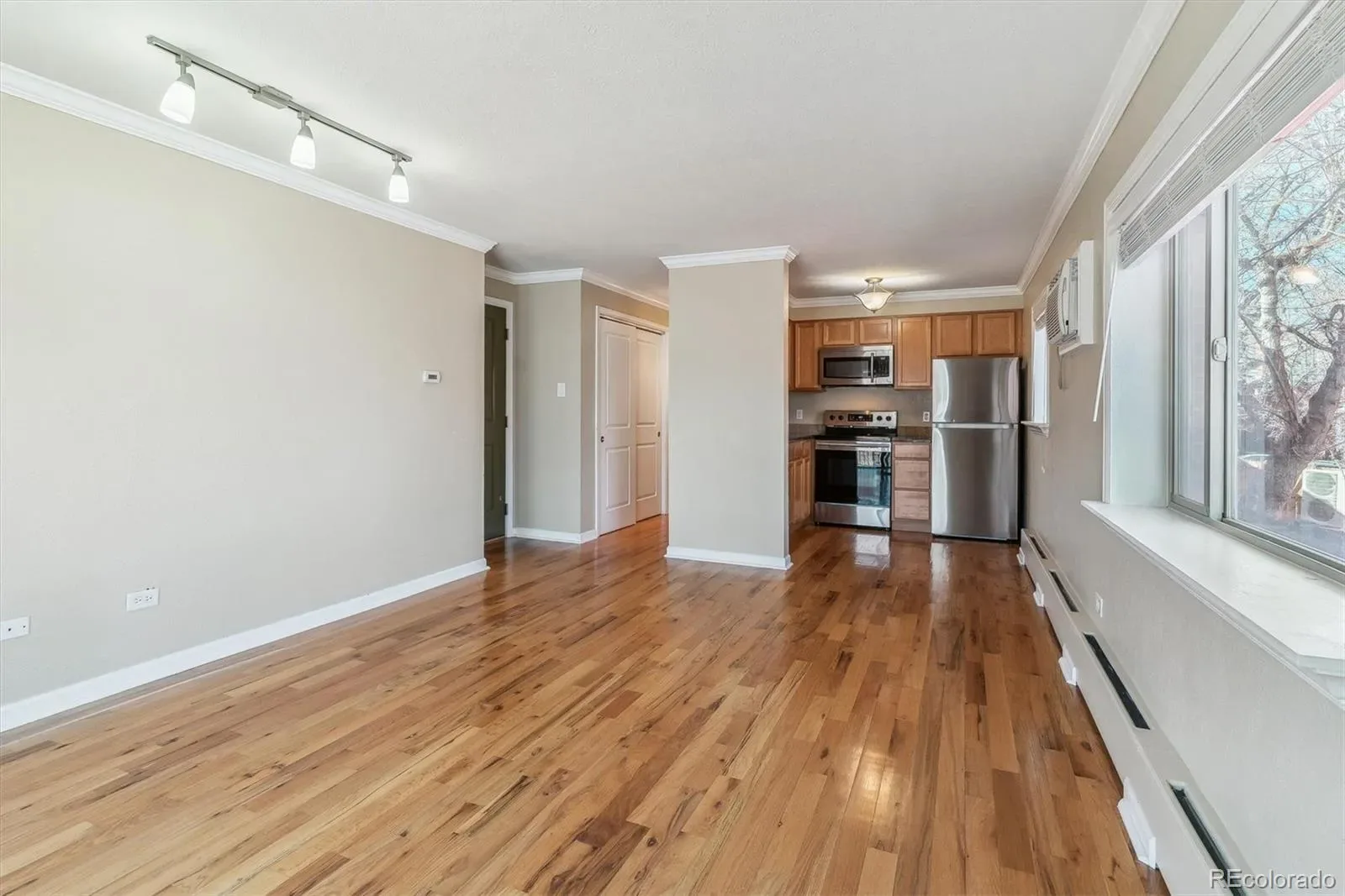 1330 Elizabeth Street #8 Denver CO 80206 MLS #REC1845053 03102026195131 1600 5