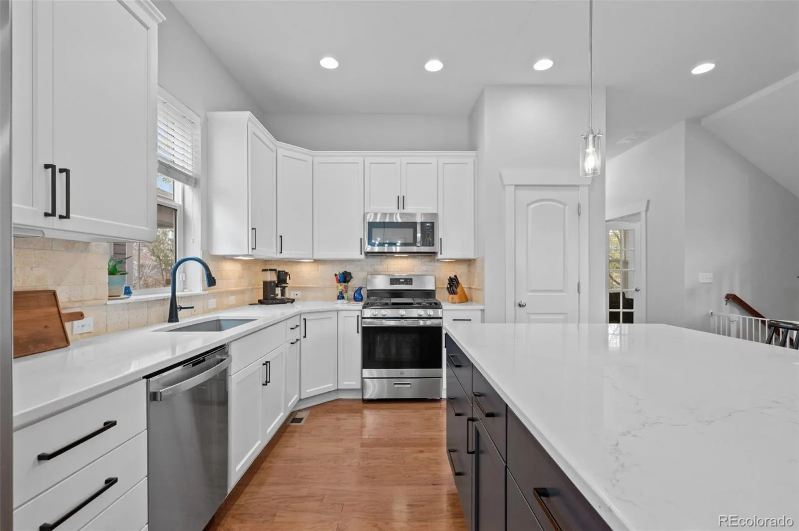 04092026222702 1600 6