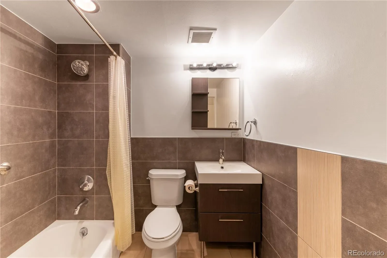 830 N Sherman Street #105 Denver CO 80203 MLS #REC1846796 03282026160931 1600 15