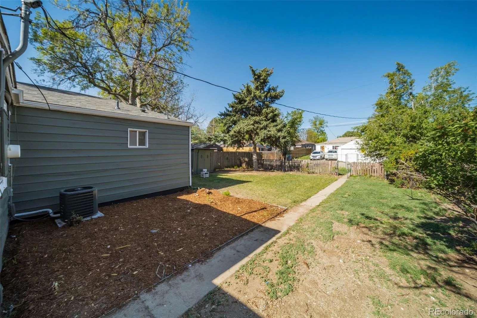 1741 Kingston Street Aurora CO 80010 MLS #REC1848993 05142026000431 1600 14