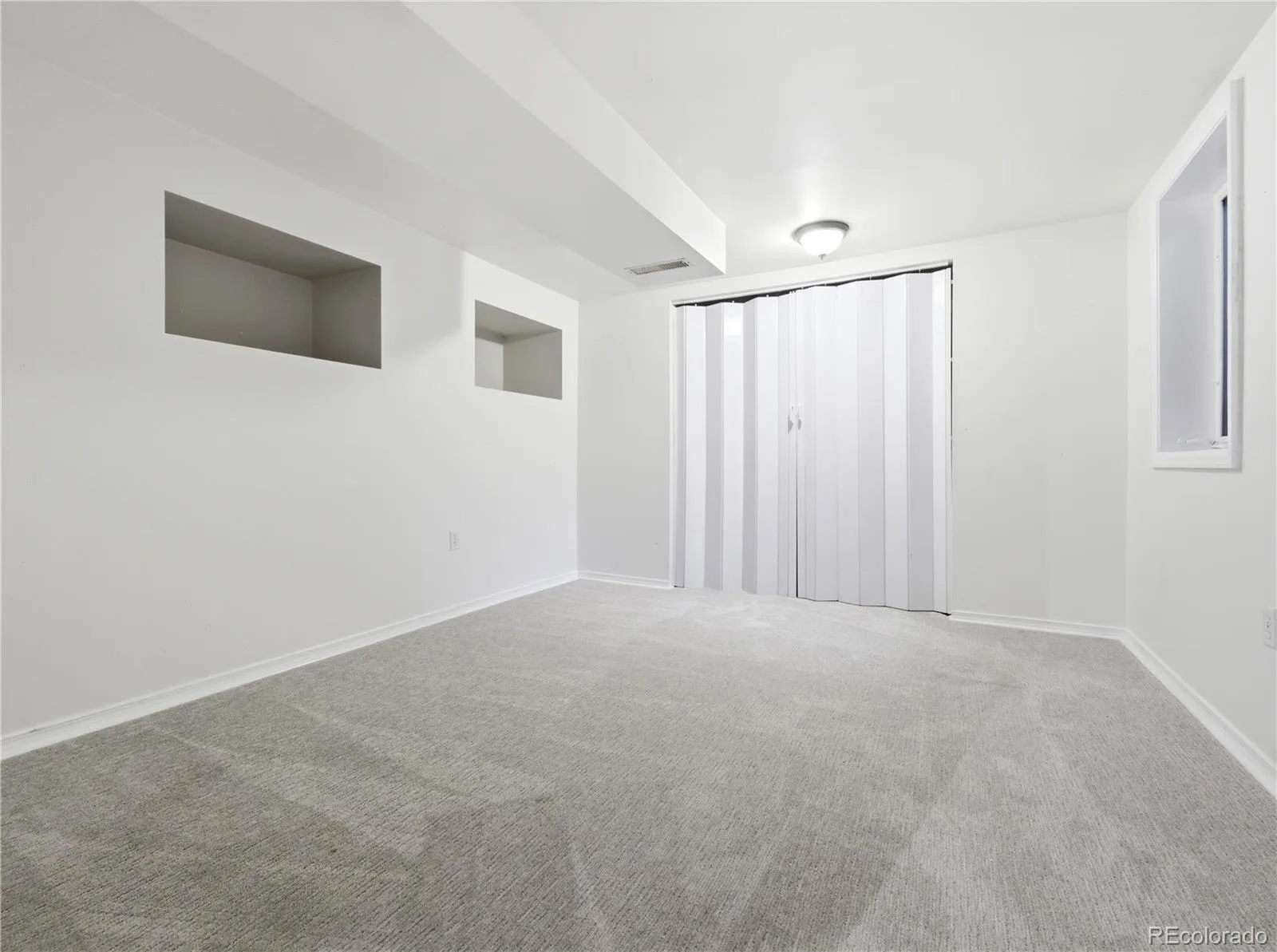 4921 Beach Court Denver CO 80221 | MLS #REC1849378 08202026150520 1600 24