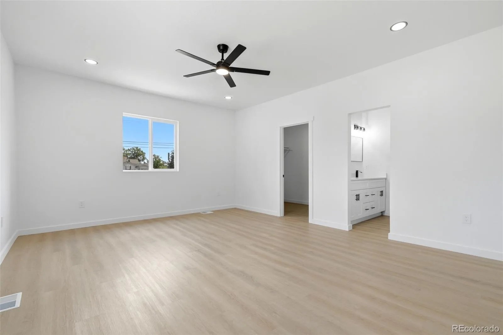 335 Strong Street Brighton CO 80601 | MLS #REC1849422 08122026193714 1600 17