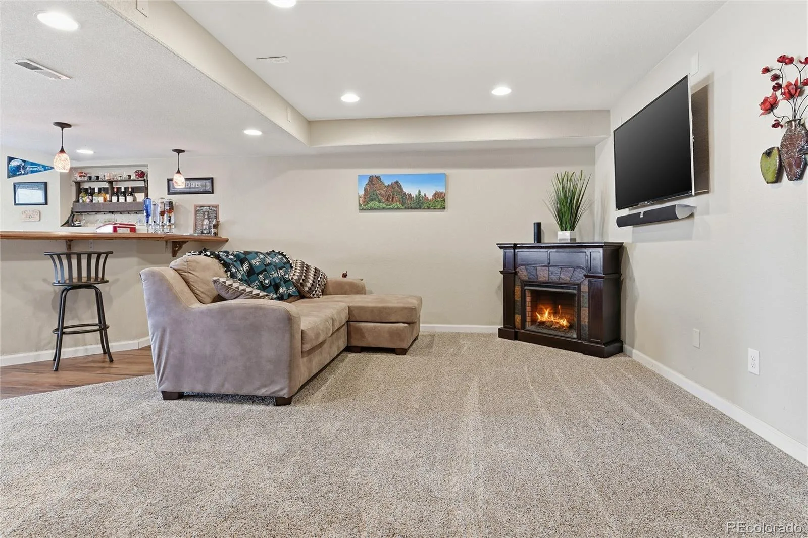 6875 S Buchanan Court Aurora CO 80016 | MLS #REC1849553 08282026163732 1600 29