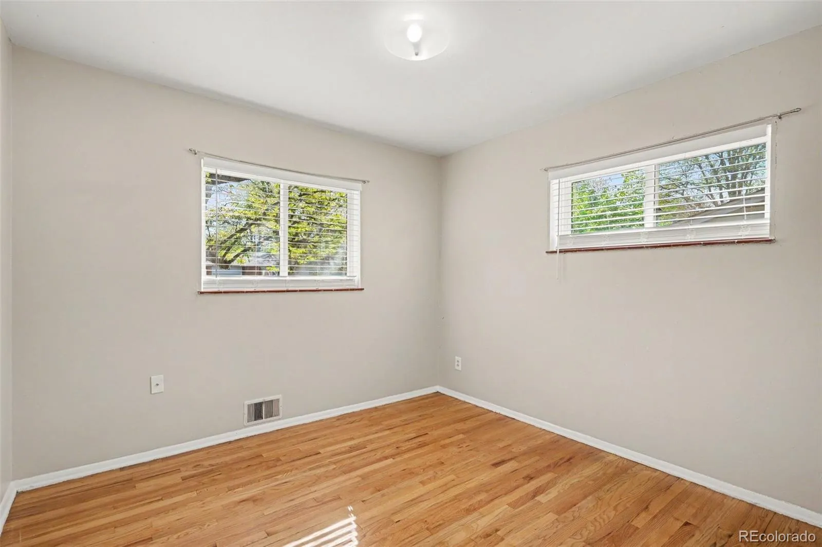 3217 S Stuart Street Denver CO 80236 MLS #REC1851000 05282026151756 1600 13