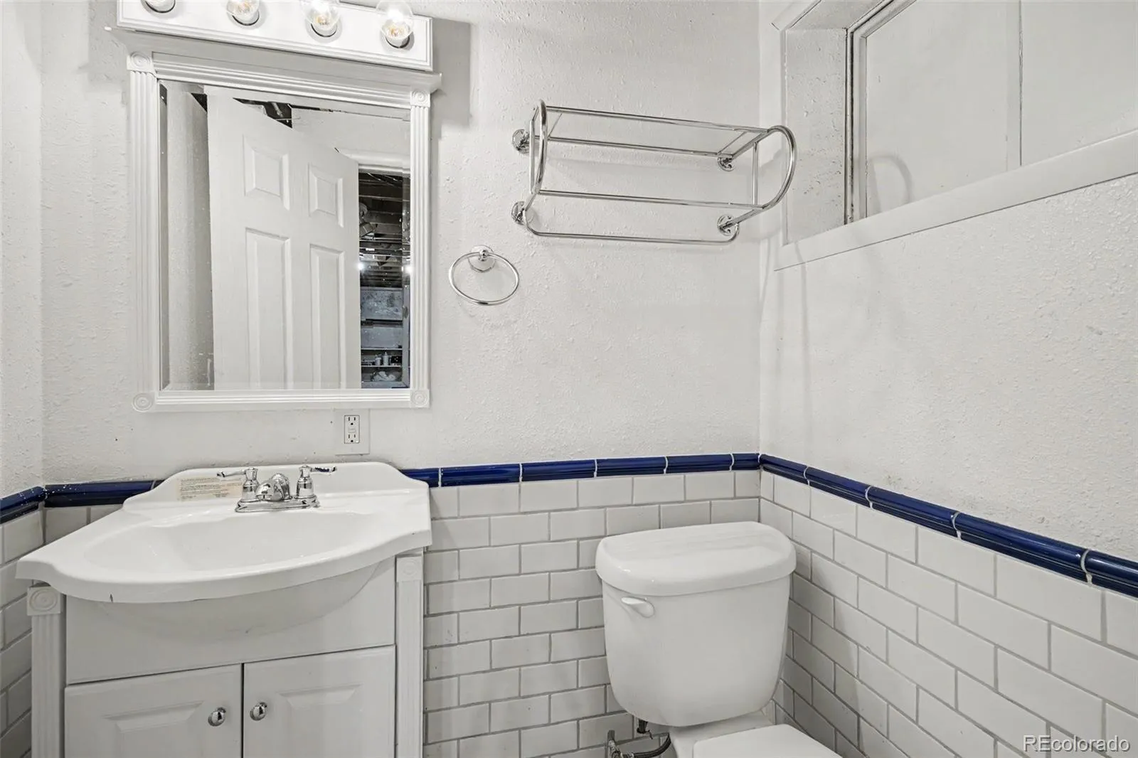 3217 S Stuart Street Denver CO 80236 MLS #REC1851000 05282026151756 1600 20