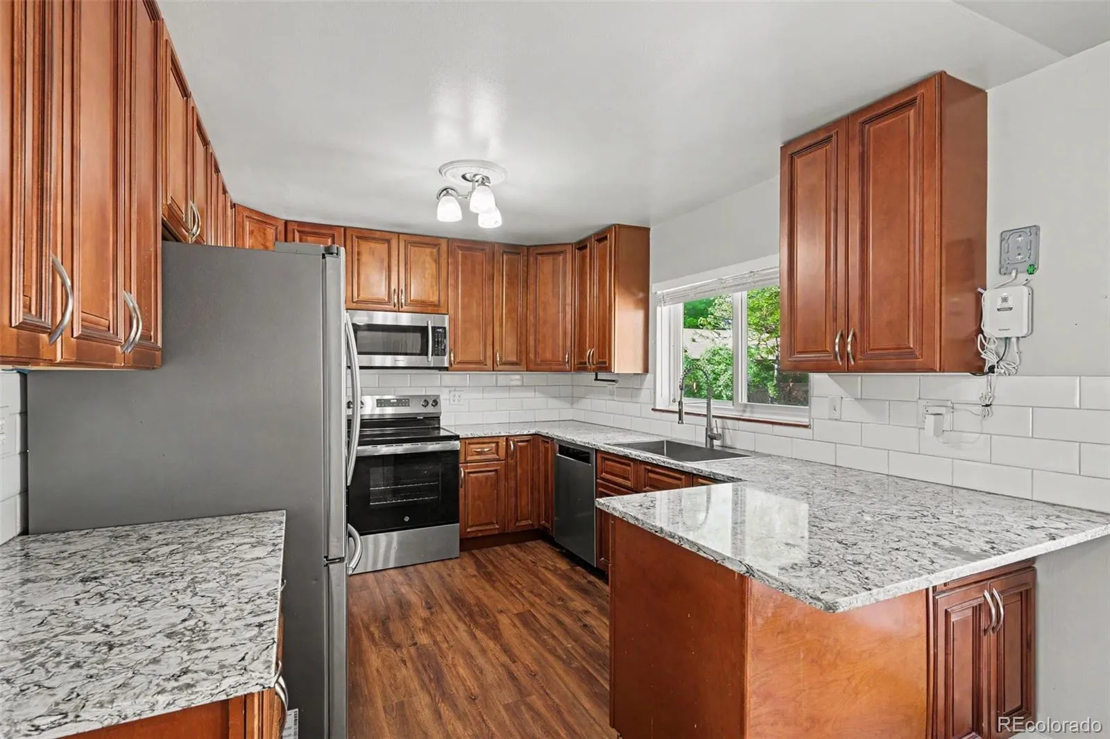 3217 S Stuart Street Denver CO 80236 MLS #REC1851000 05282026151756 1600 8