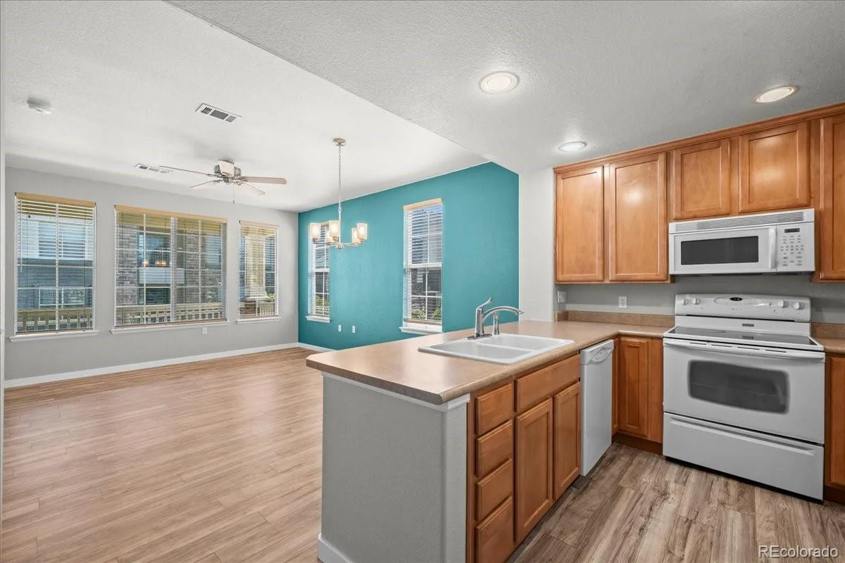 16061 E Geddes Drive #68 Aurora CO 80016 | MLS #REC1852650 07172026145225 1200 8