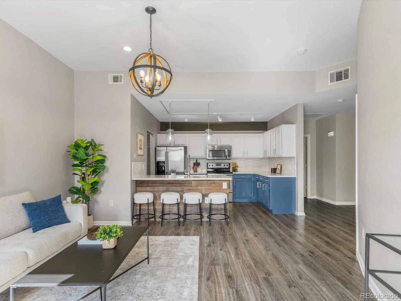 15475 Andrews Drive #214 Denver CO 80239 | MLS #REC1853584 06152026191734 1600 5