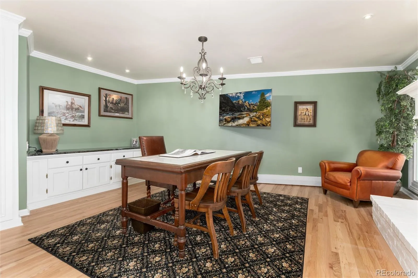 04142026140550 1600 14