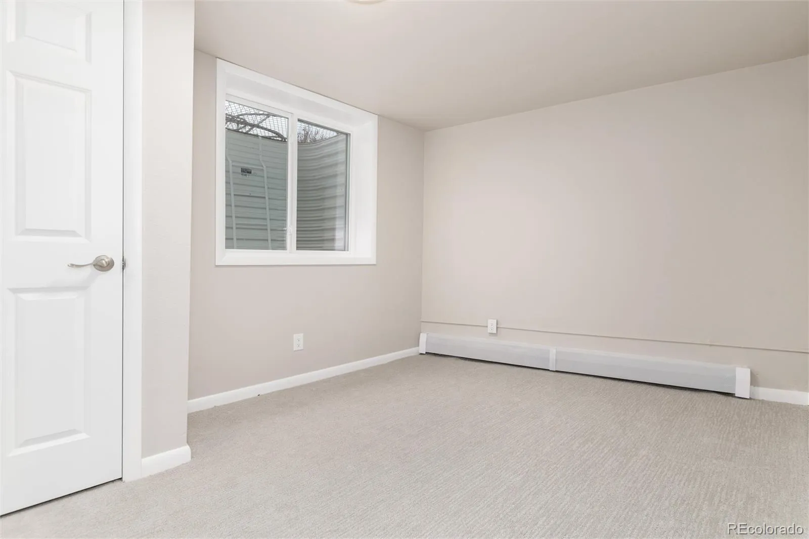 04142026140550 1600 34