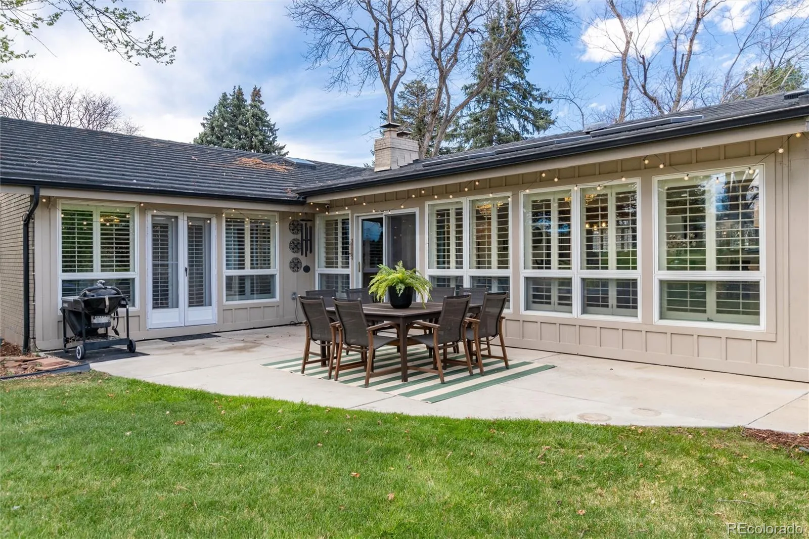 04142026140550 1600 40