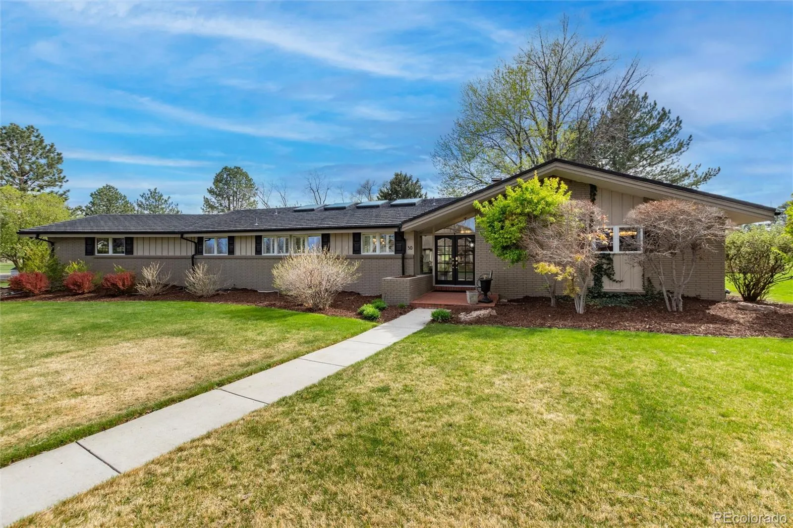 04142026140550 1600 45