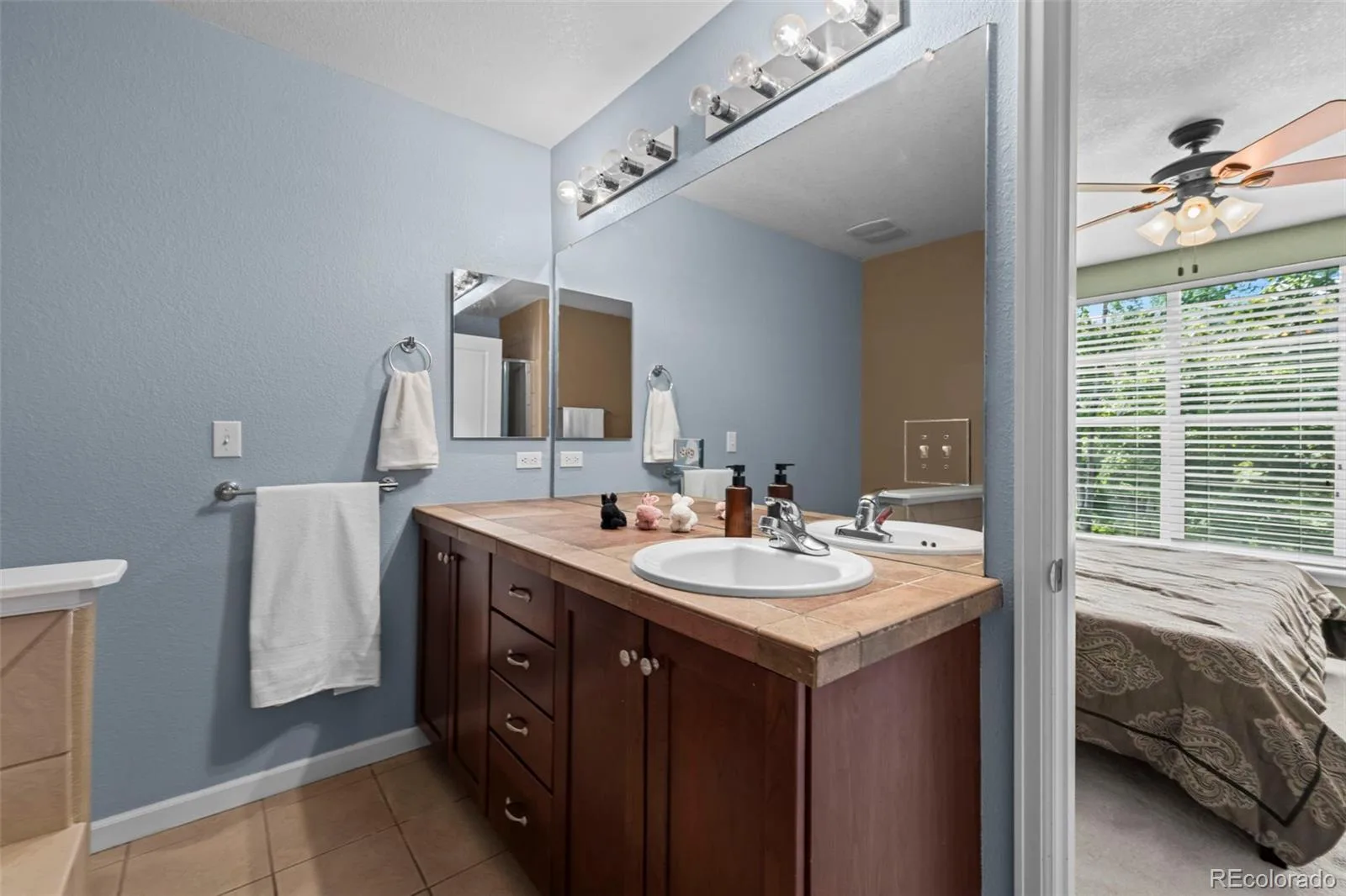 408 S Reed Street Lakewood CO 80226 | MLS #REC1854870 06272026004155 1600 27