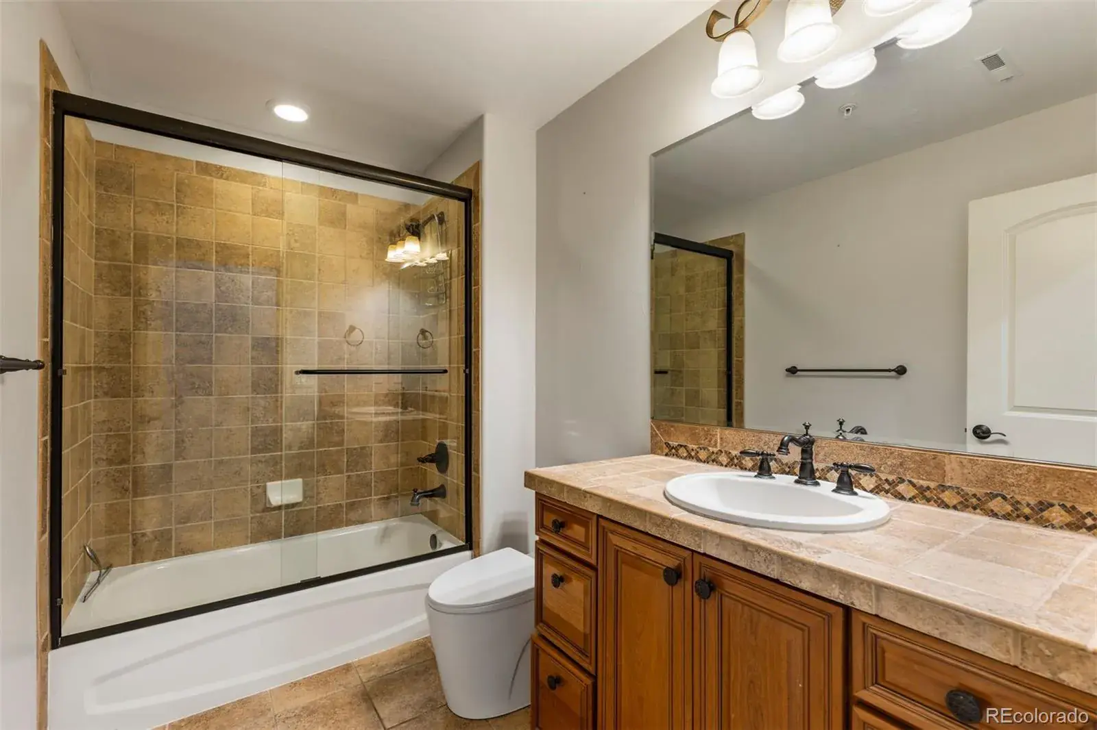 4364 Chateau Ridge Lane Castle Rock CO 80108 MLS #REC1855375 02202026192048 1600 28