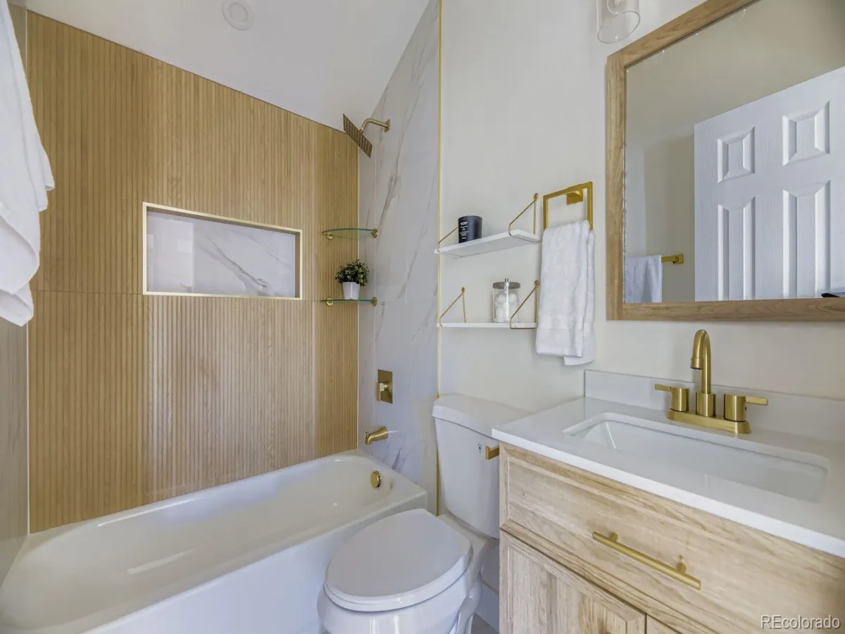 04092026143045 1200 13