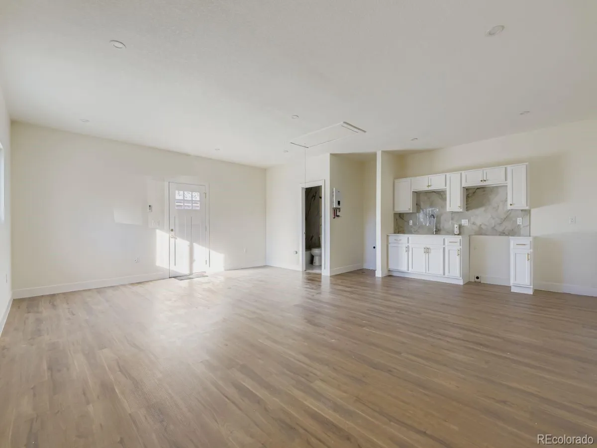 04092026143045 1200 20