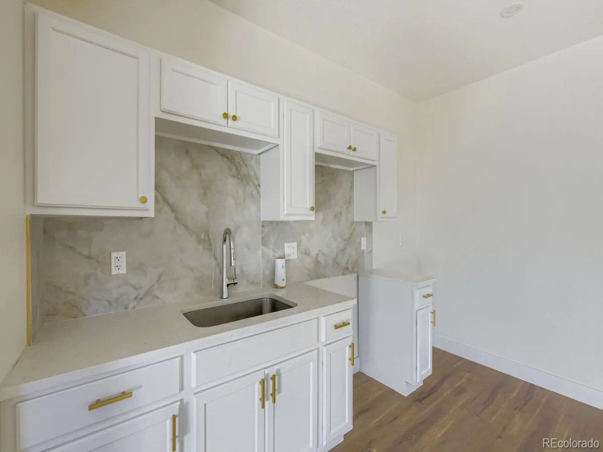 04092026143045 1200 21