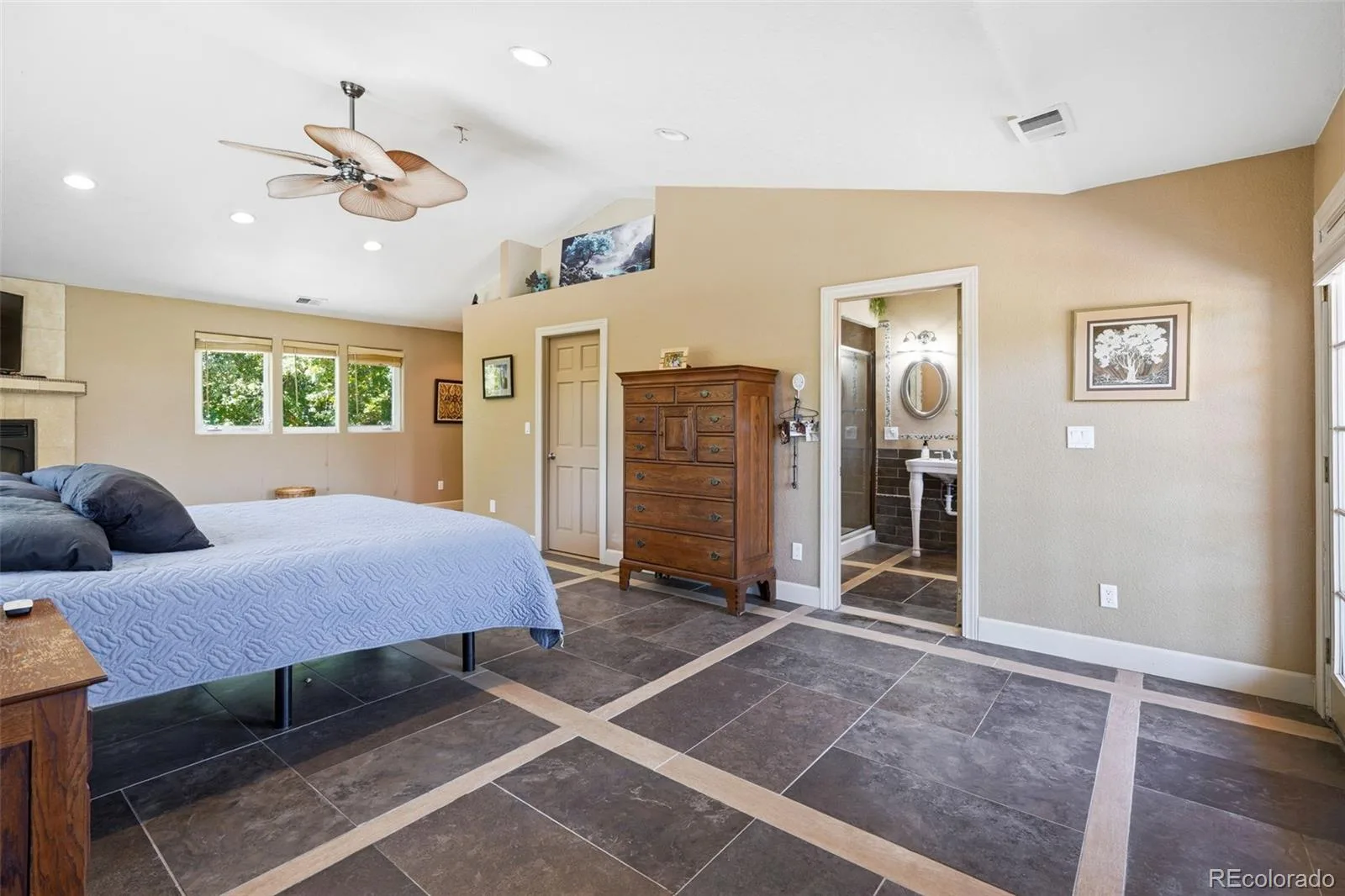 485 Garland Street Lakewood CO 80226 MLS #REC1855654 06172026050707 1600 21