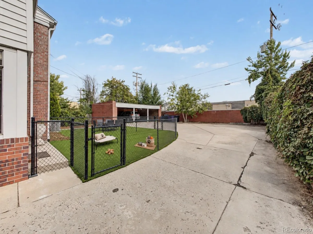 928 S Harrison Street Denver CO 80209 | MLS #REC1860574 10022026132312 1200 23