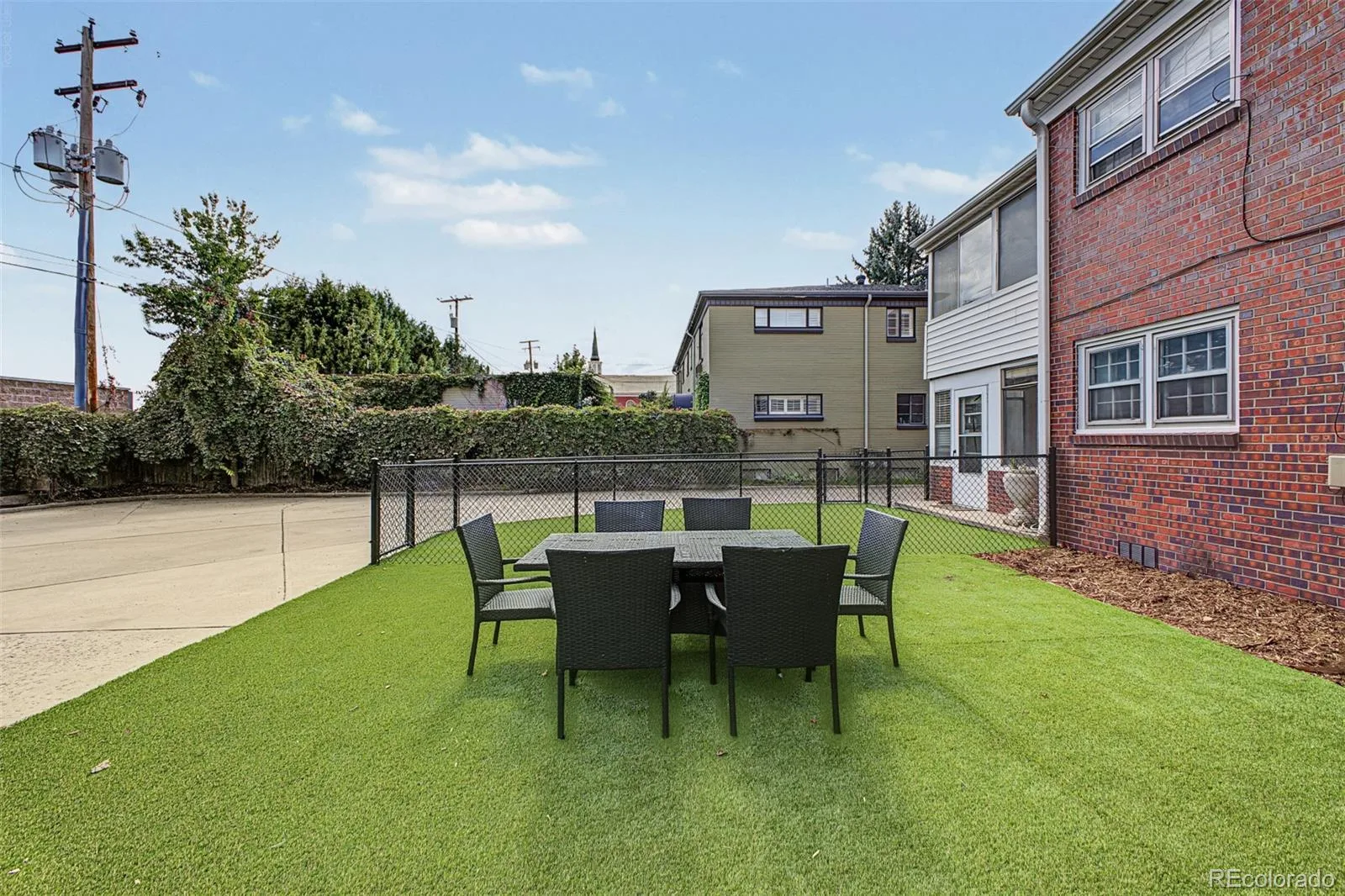 928 S Harrison Street Denver CO 80209 | MLS #REC1860574 10022026132312 1600 36