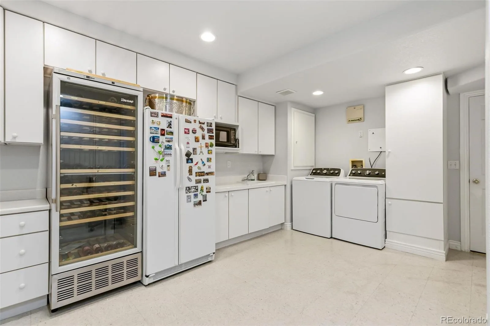 1011 S Valentia Street #62 Denver CO 80247 MLS #REC1862649 06112026174516 1600 31