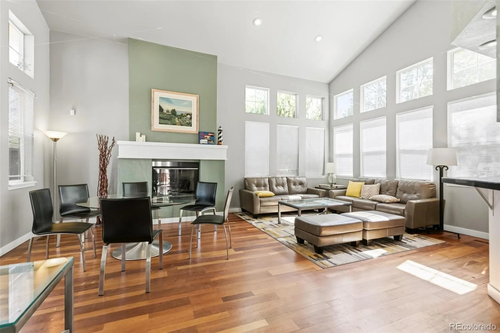 1011 S Valentia Street #62 Denver CO 80247 MLS #REC1862649 06112026174516 1600 39