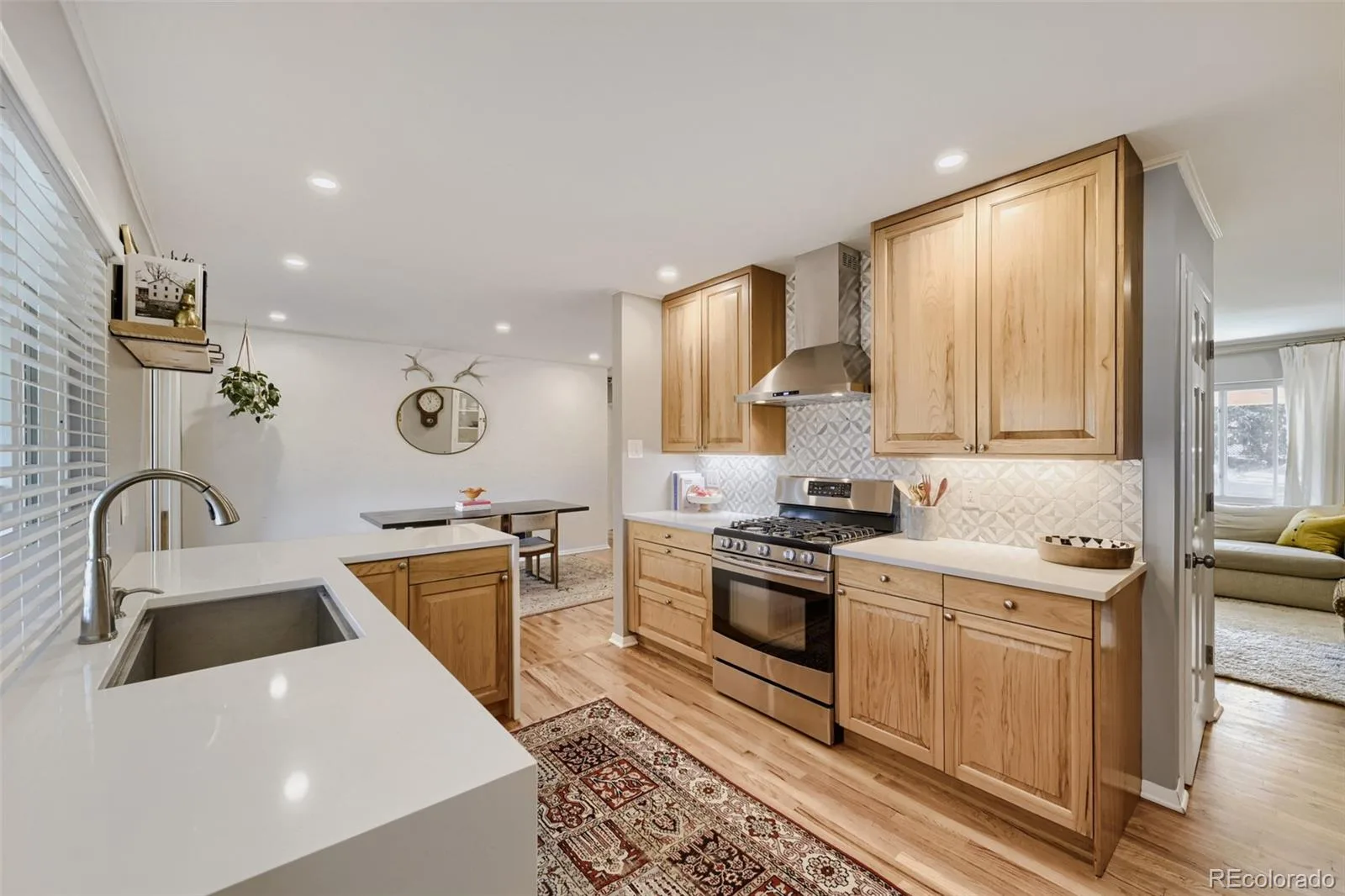1426 S Van Dyke Way Denver CO 80228 MLS #REC1863017 06262026221111 1600 10