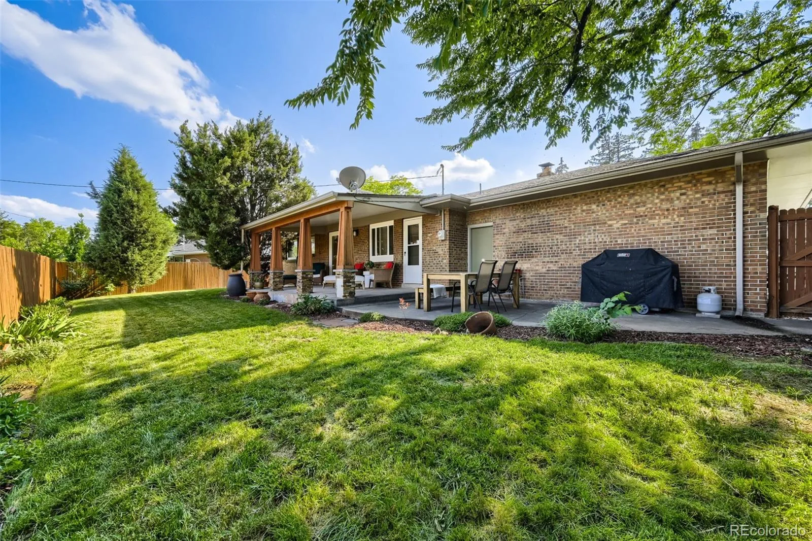 1426 S Van Dyke Way Denver CO 80228 MLS #REC1863017 06262026221111 1600 26