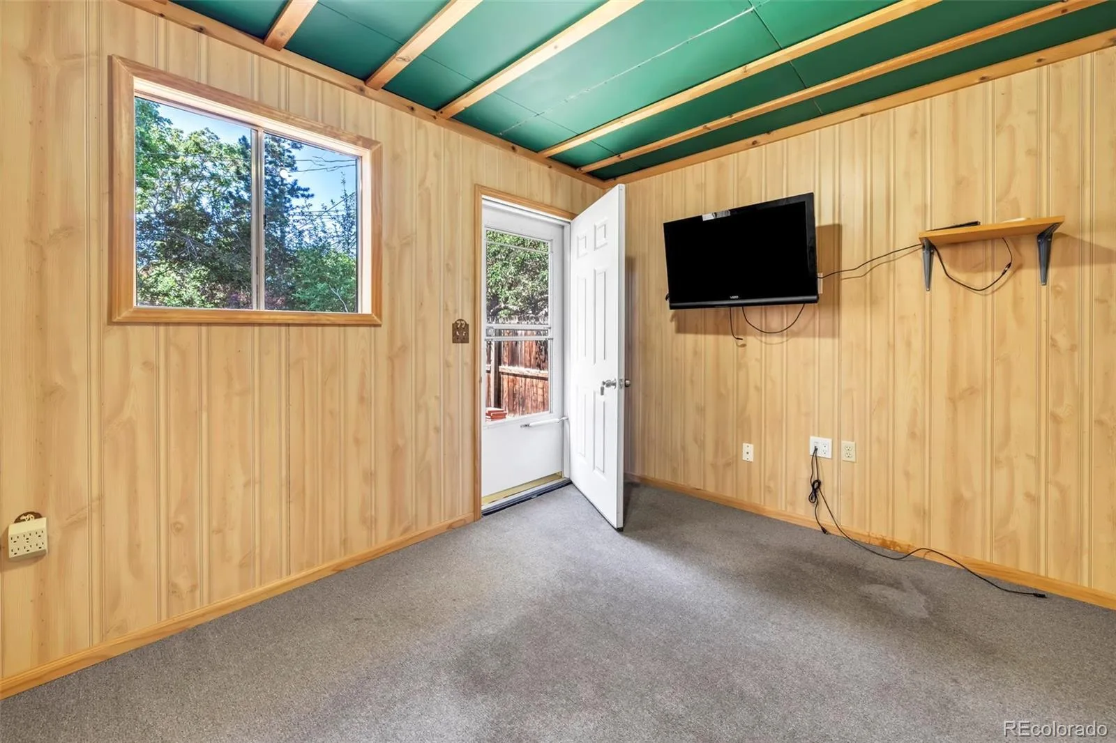 231 Hudson Street Denver CO 80220 MLS #REC1865373 07142026170009 1600 33