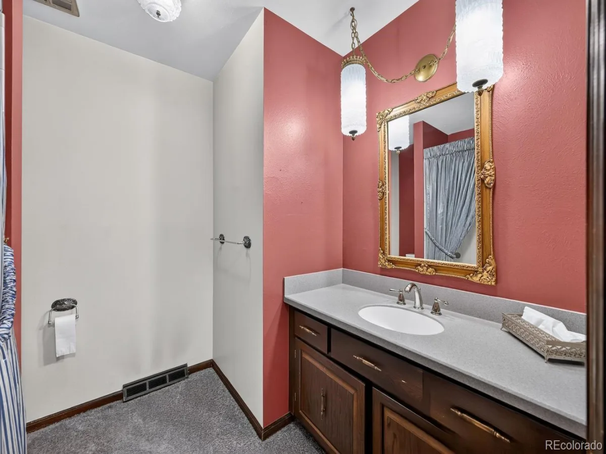 7135 S Costilla Street Littleton CO 80120 | MLS #REC1865833 08222026155123 1200 12