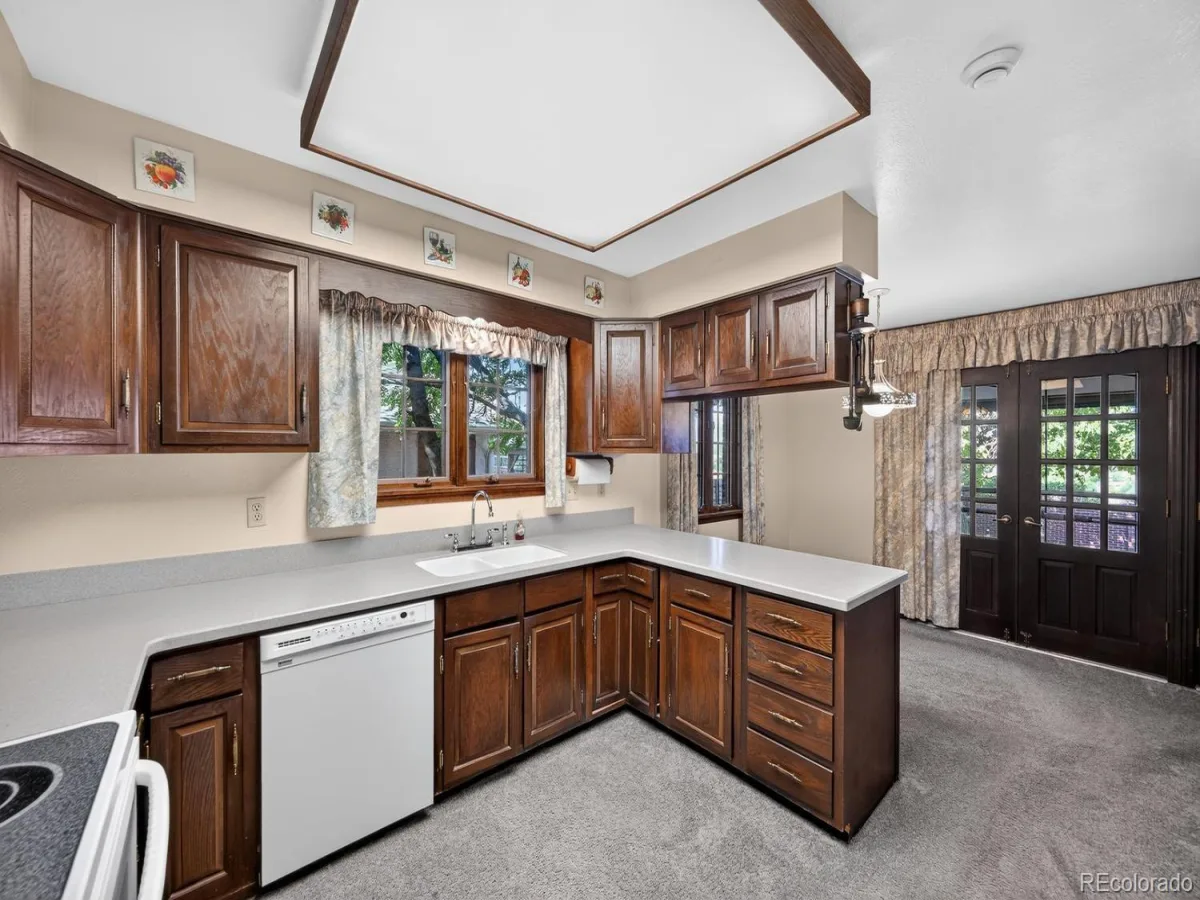 7135 S Costilla Street Littleton CO 80120 | MLS #REC1865833 08222026155123 1200 19