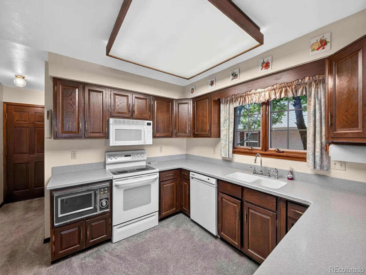 7135 S Costilla Street Littleton CO 80120 | MLS #REC1865833 08222026155123 1200 20
