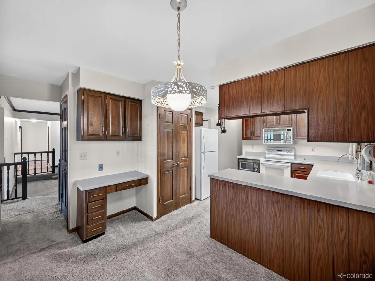 7135 S Costilla Street Littleton CO 80120 | MLS #REC1865833 08222026155123 1200 21