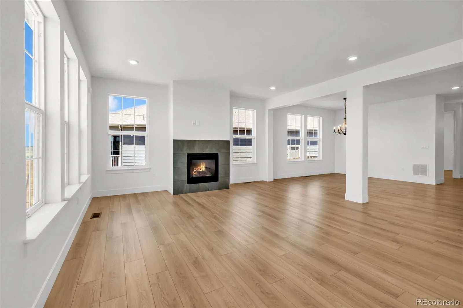 3309 Bluestem Street Dacono CO 80514 | MLS #REC1866731 07142026214122 1600 16