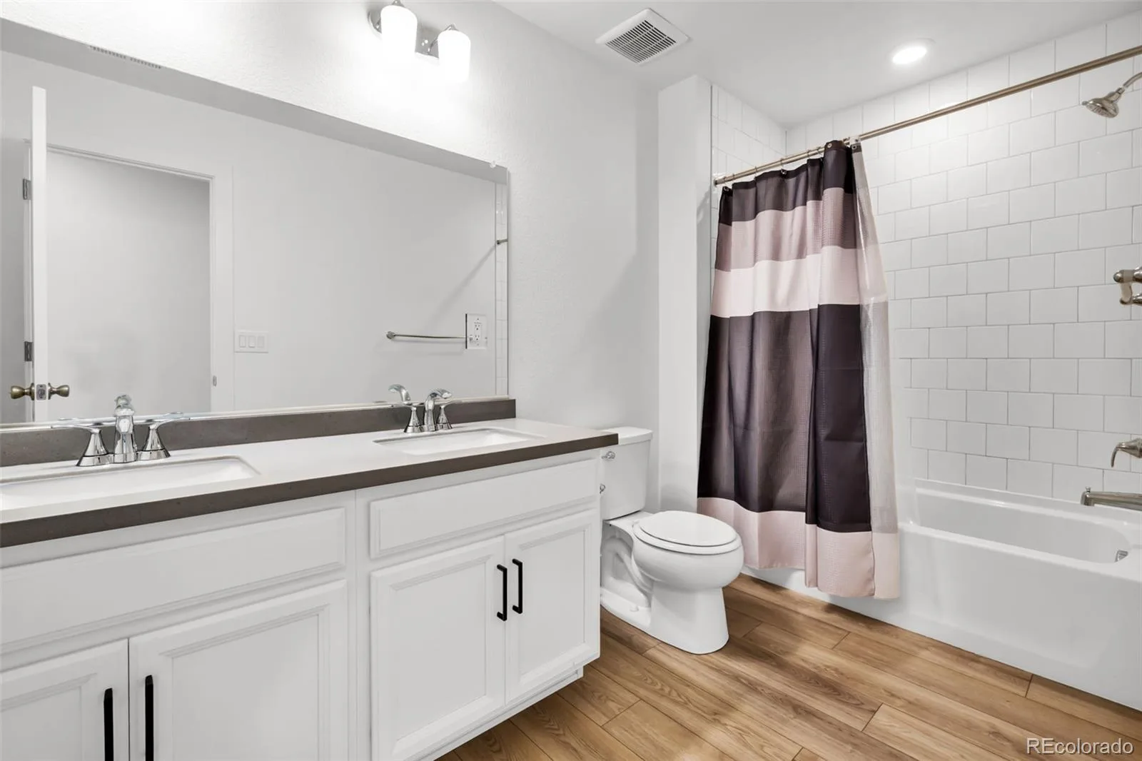 3309 Bluestem Street Dacono CO 80514 | MLS #REC1866731 07142026214122 1600 36