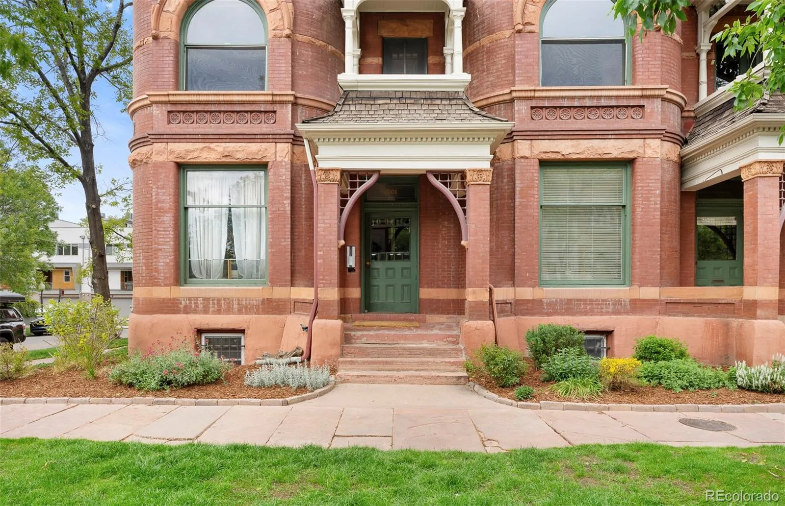 1001 E 17th Avenue #14 Denver CO 80218 MLS #REC1867844 06282026190638 1600 23