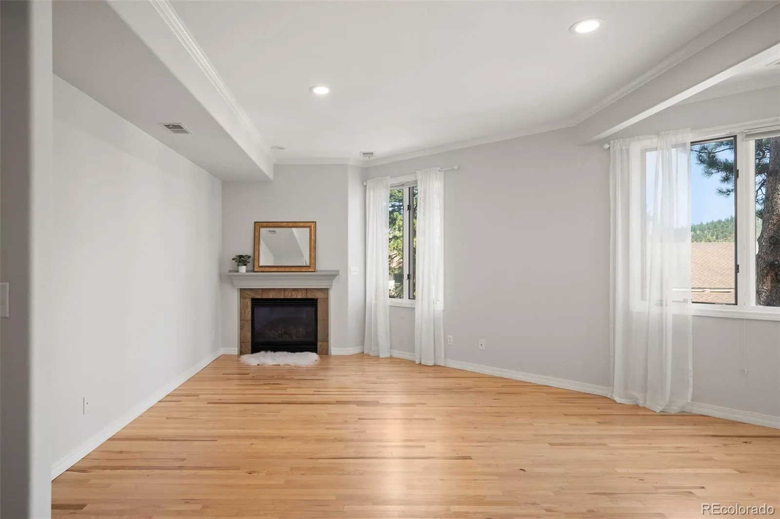 31251 Divot Drive Evergreen CO 80439 | MLS #REC1870018 08232026221441 1600 19
