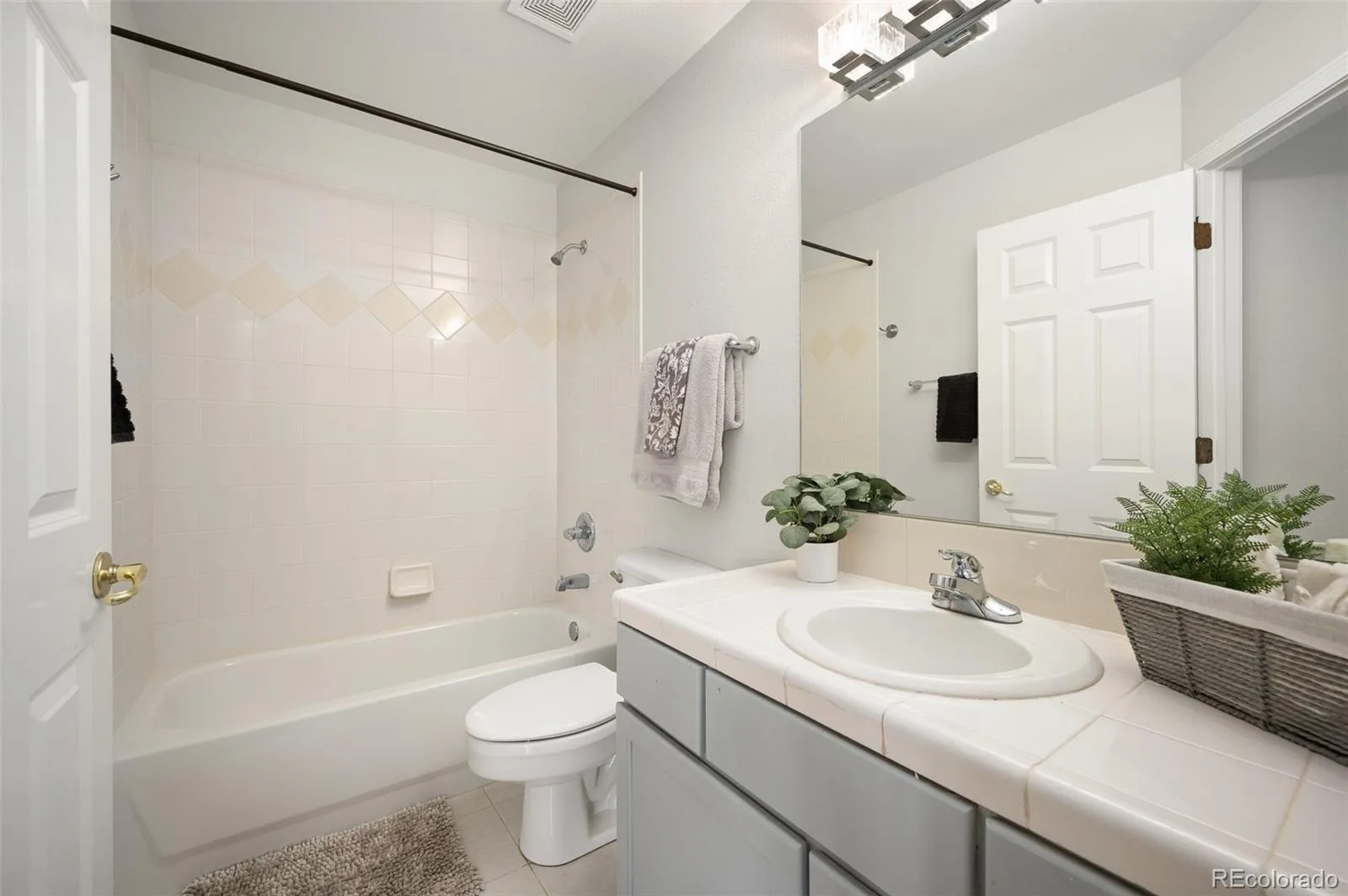 31251 Divot Drive Evergreen CO 80439 | MLS #REC1870018 08232026221441 1600 22