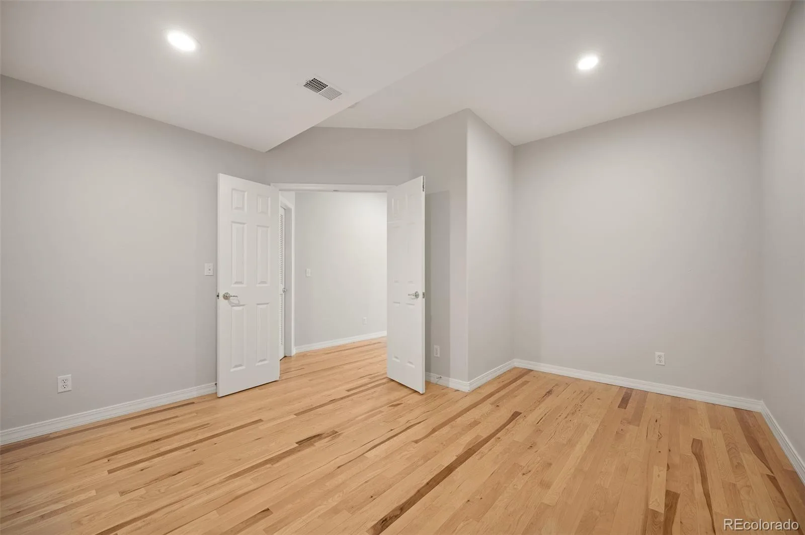 31251 Divot Drive Evergreen CO 80439 | MLS #REC1870018 08232026221441 1600 24