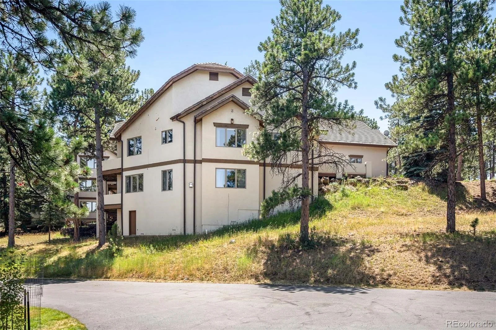 31251 Divot Drive Evergreen CO 80439 | MLS #REC1870018 08232026221441 1600 29