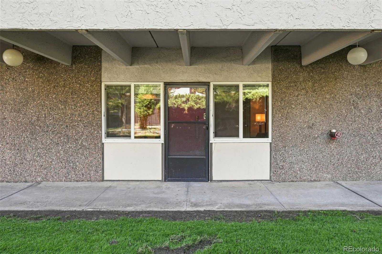 384 S Ironton Street #111 Aurora CO 80012 | MLS #REC1872928 08212026162700 1600 1